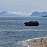 Beachfront, Floor Corner 2-bed, Paseo * Estepona
