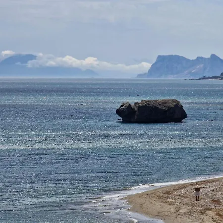 Beachfront, Floor Corner 2-bed, Paseo * Estepona