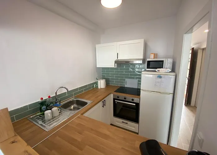 Beachfront, Floor Corner 2-bed, Paseo Apartamento *