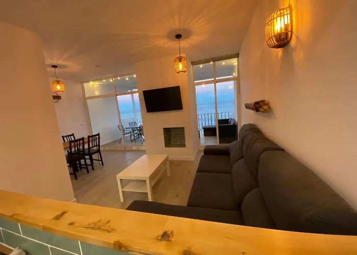 Apartamento Beachfront, Floor Corner 2-bed, Paseo